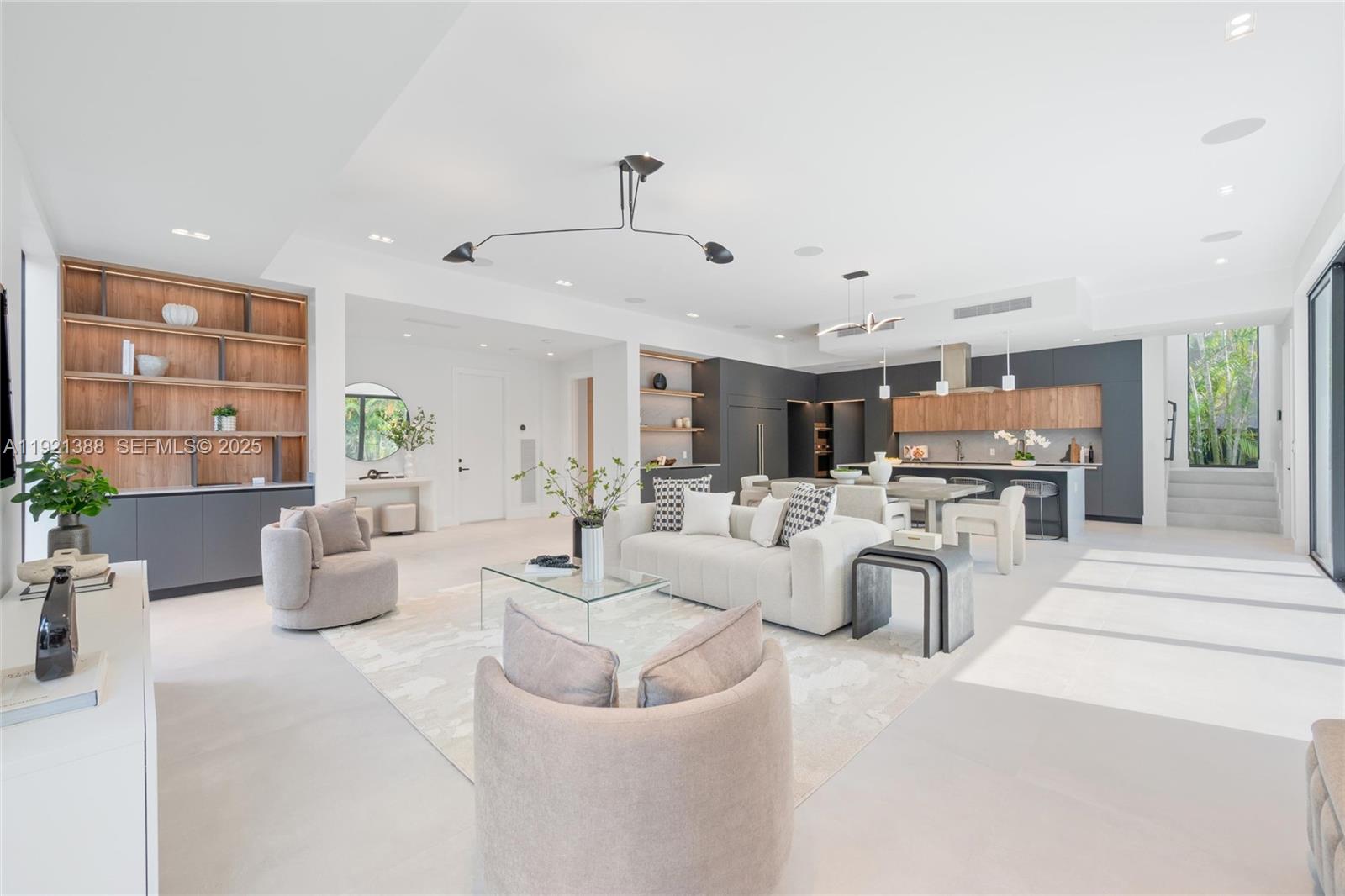 4235 NW 1st Ave Miami, FL 33127