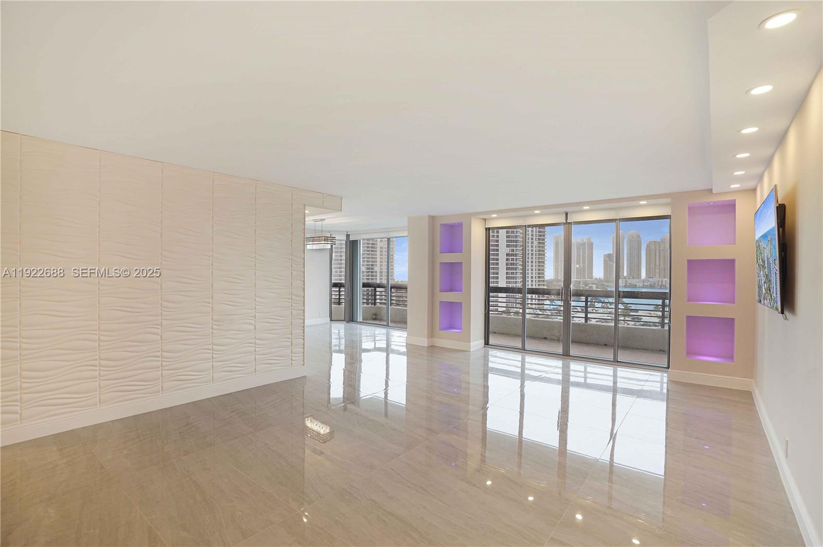 3500 Mystic Pointe Dr #1206