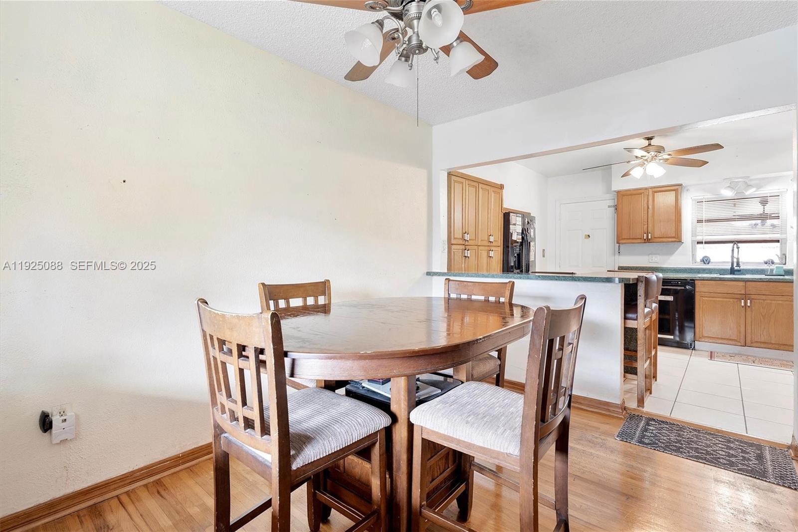 355 W 54th St Hialeah, FL 33012