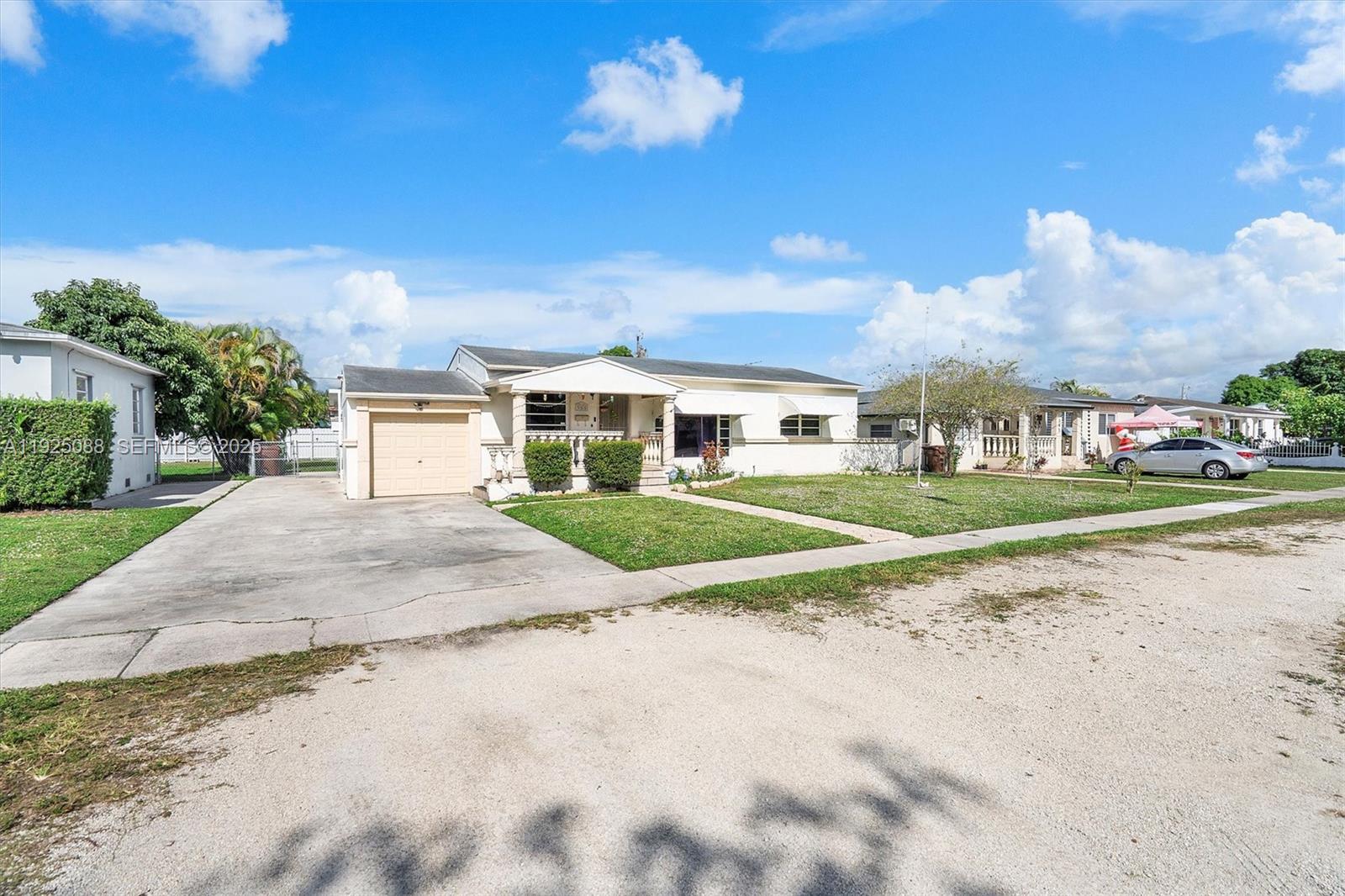 355 W 54th St Hialeah, FL 33012