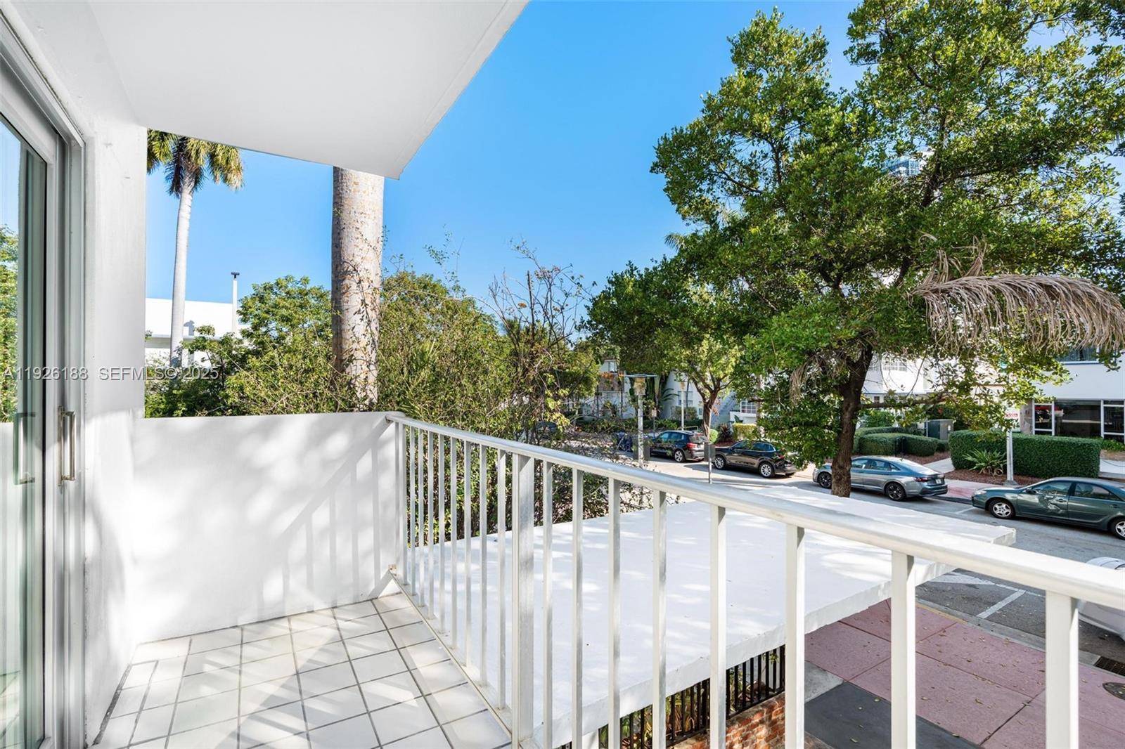 1820 James Ave #2A Miami Beach, FL 33139