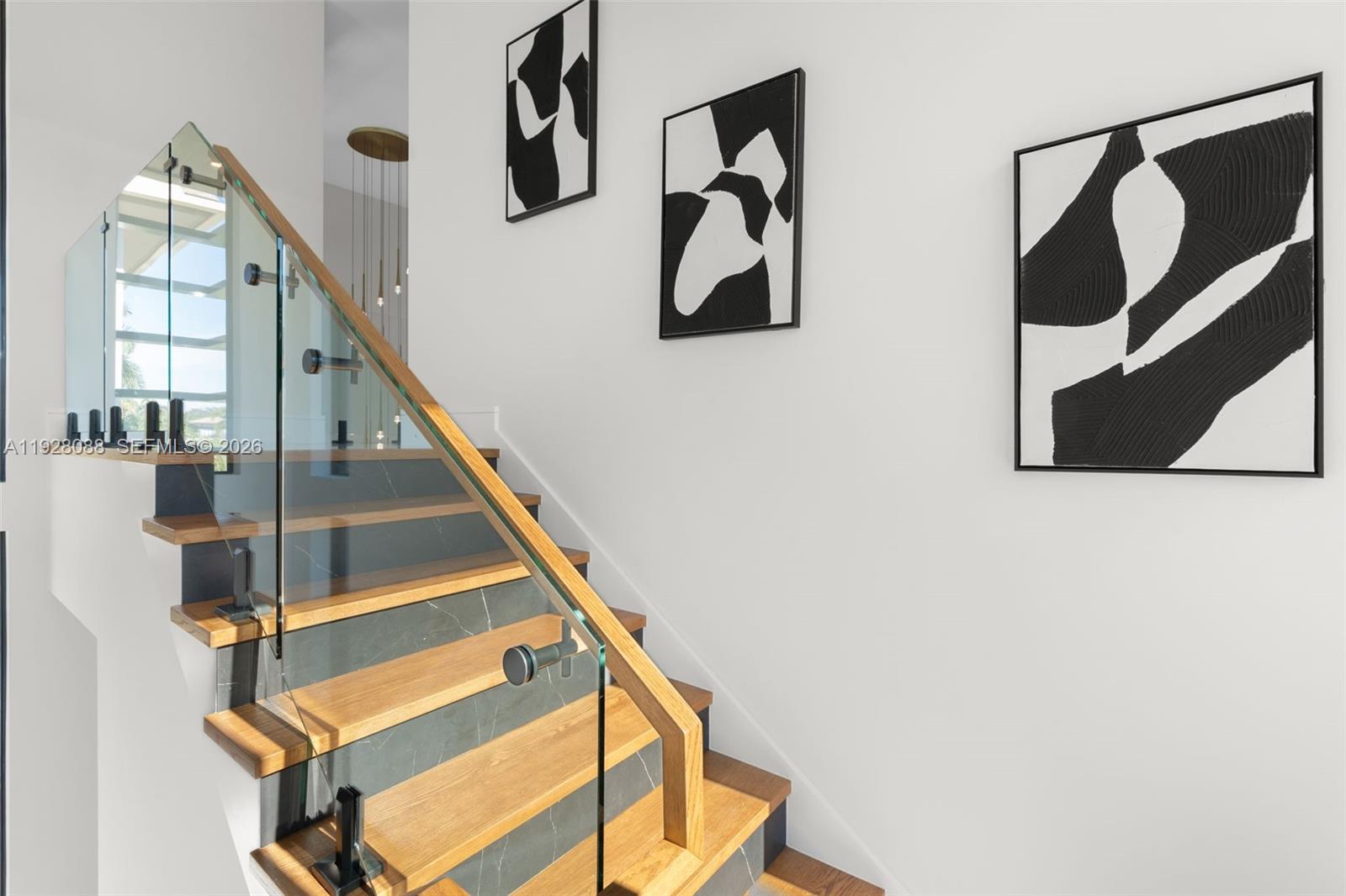 4910 NE 27th Ave Lighthouse Point, FL 33064