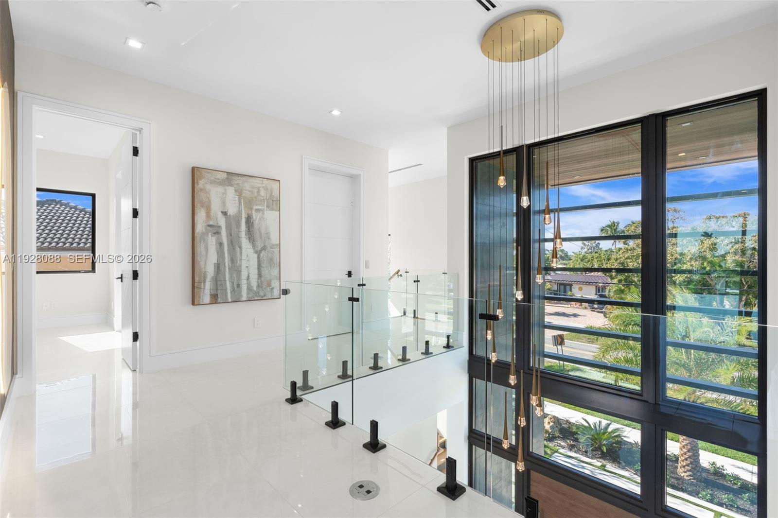 4910 NE 27th Ave Lighthouse Point, FL 33064