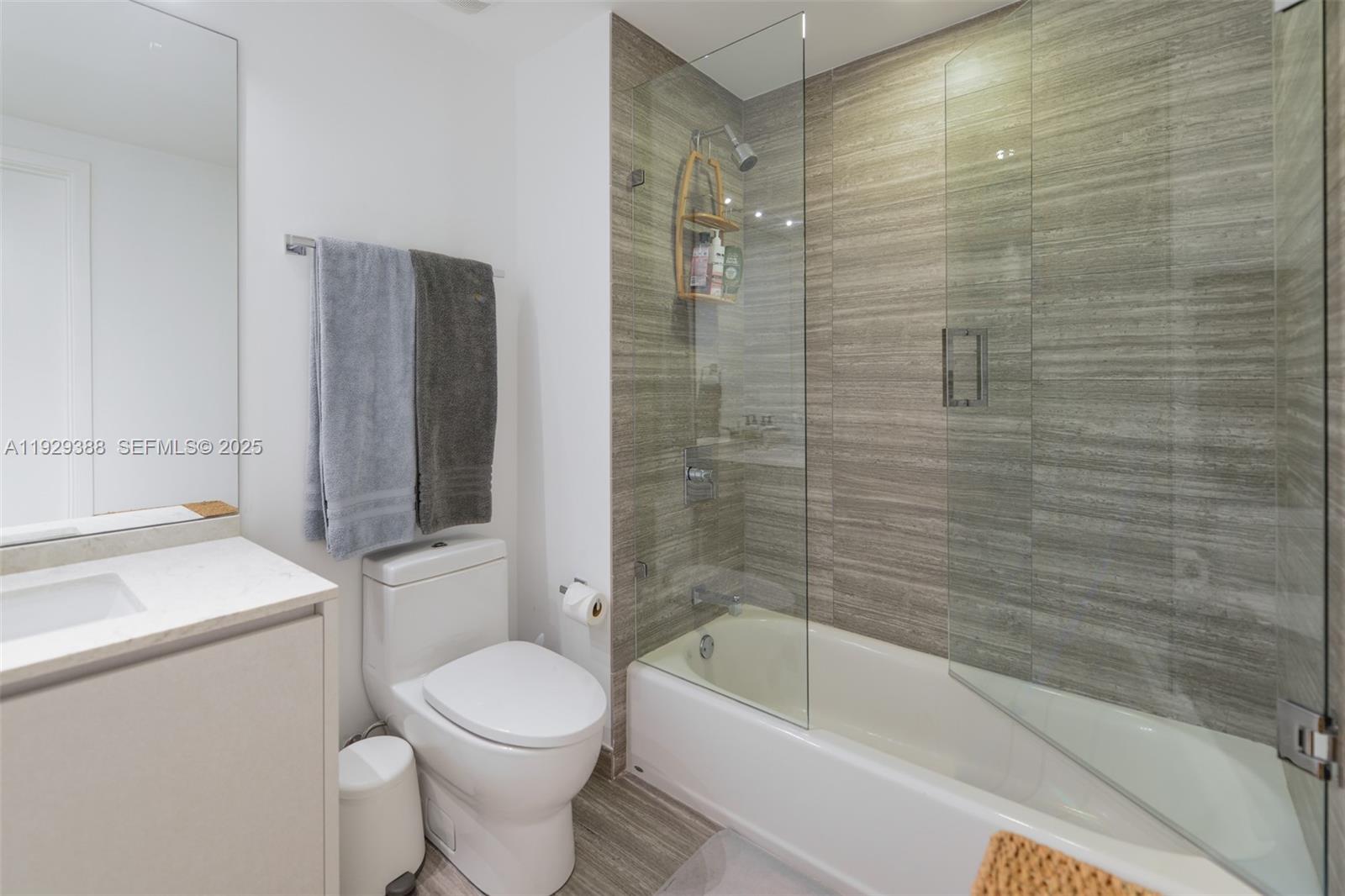 image 1010 Brickell12