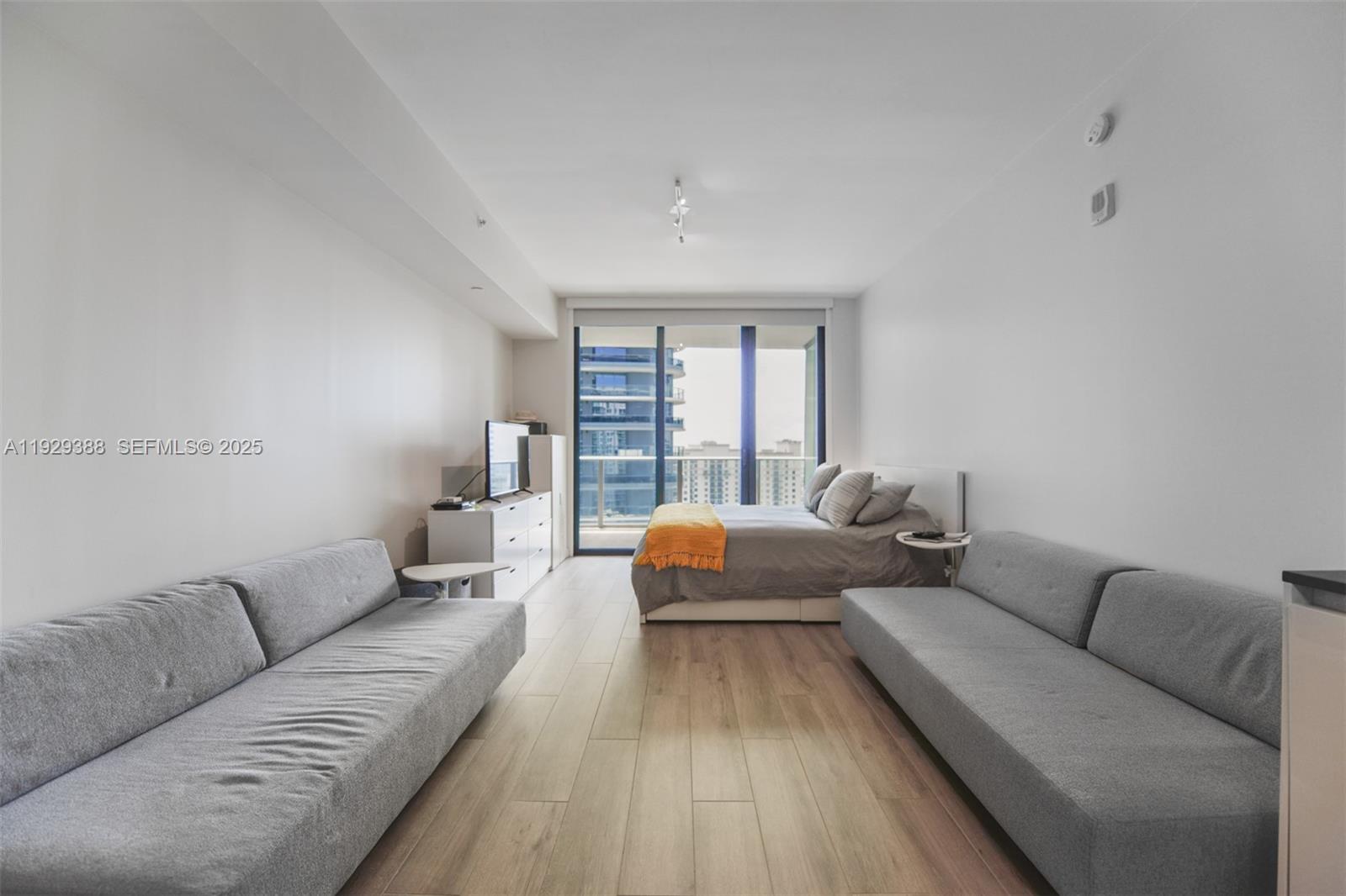 image 1010 Brickell6