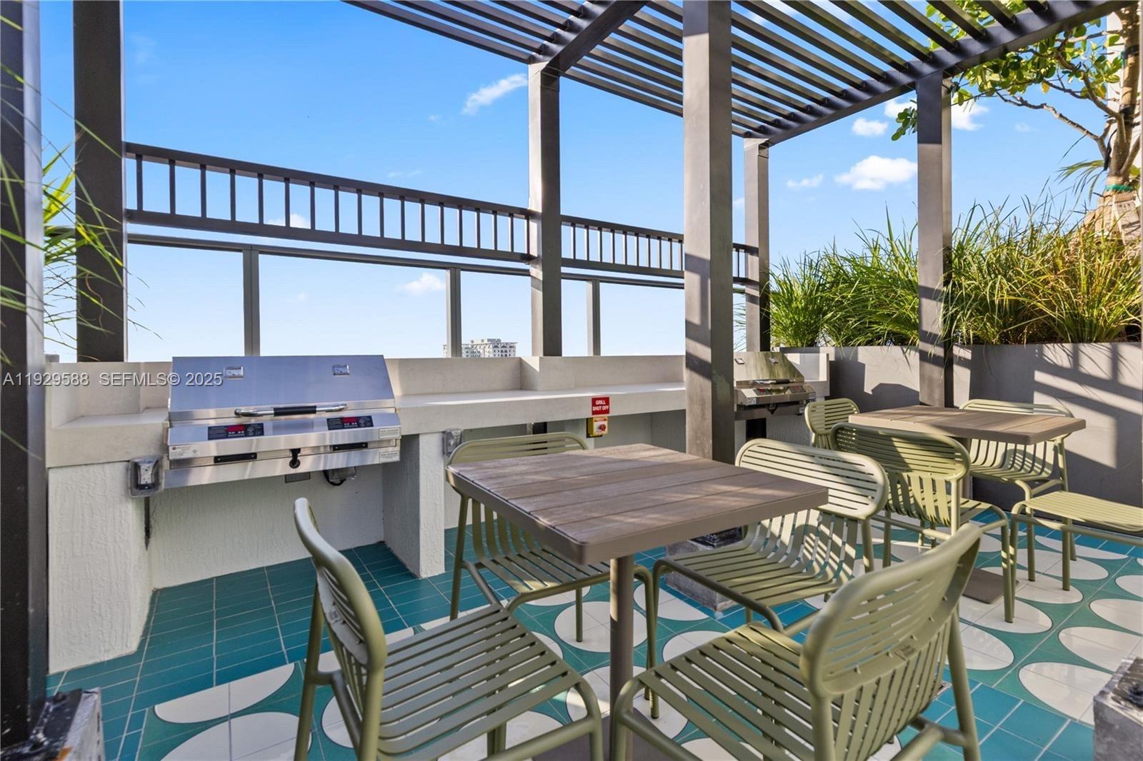 11 NE 6th #2610 Miami, FL 33132