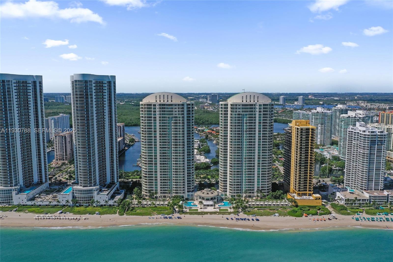 image Turnberry Ocean Colony0