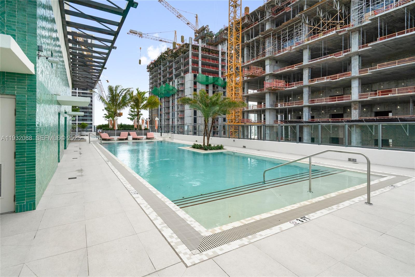 11 NE 6th St #2005 Miami, FL 33132