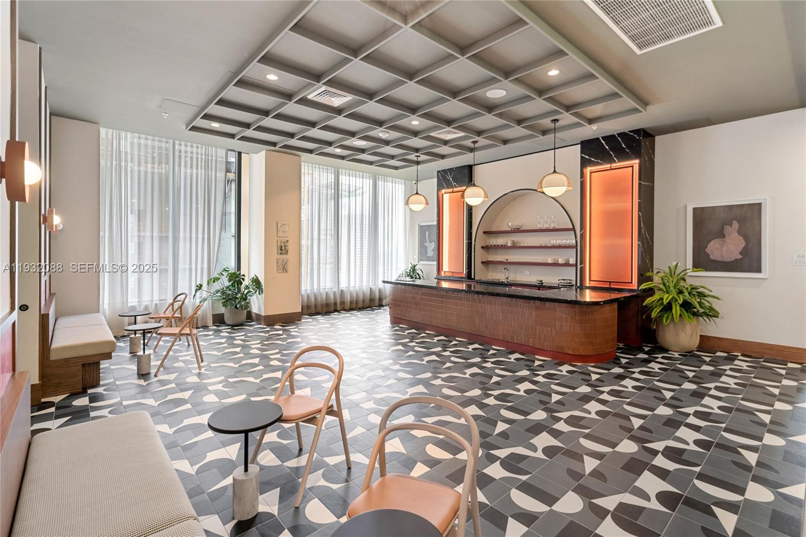 11 NE 6th St #2005 Miami, FL 33132