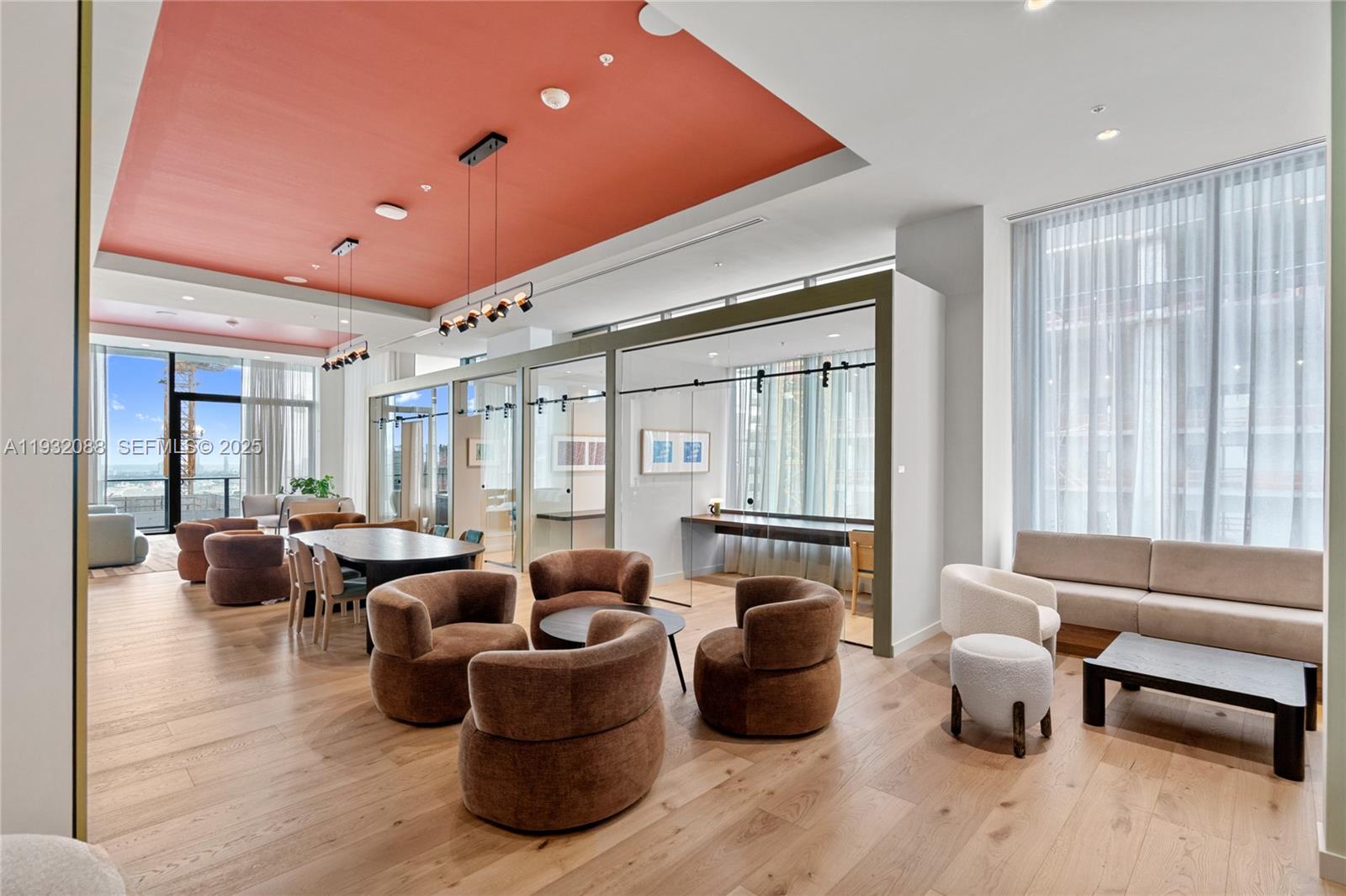 11 NE 6th St #2005 Miami, FL 33132