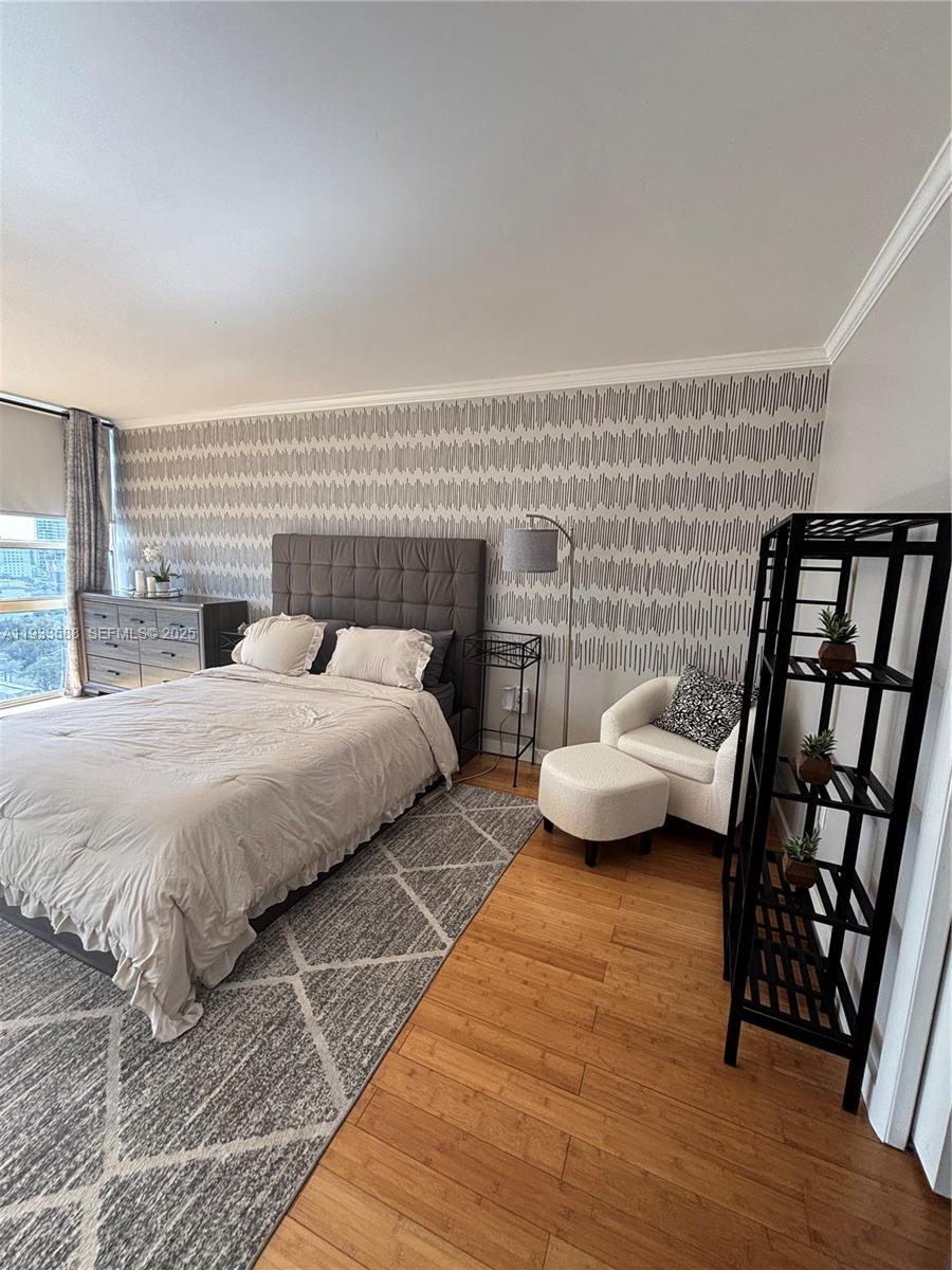 image Charter Club12