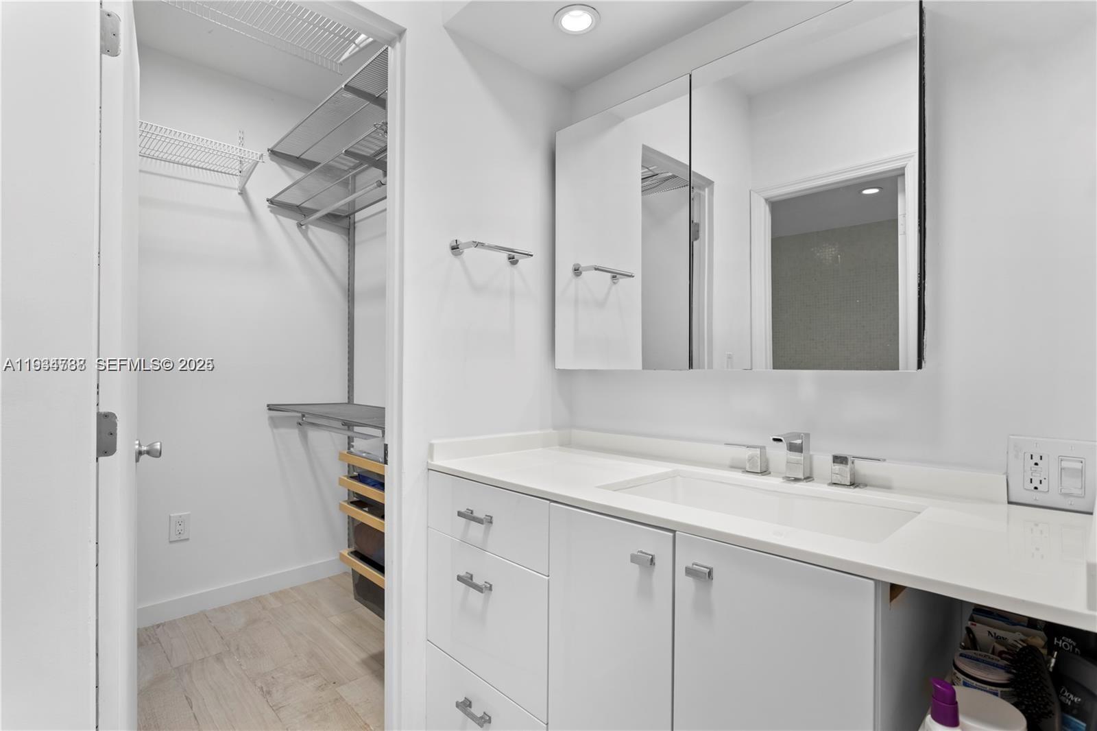 11 Island Ave #PH5 Miami Beach, FL 33139