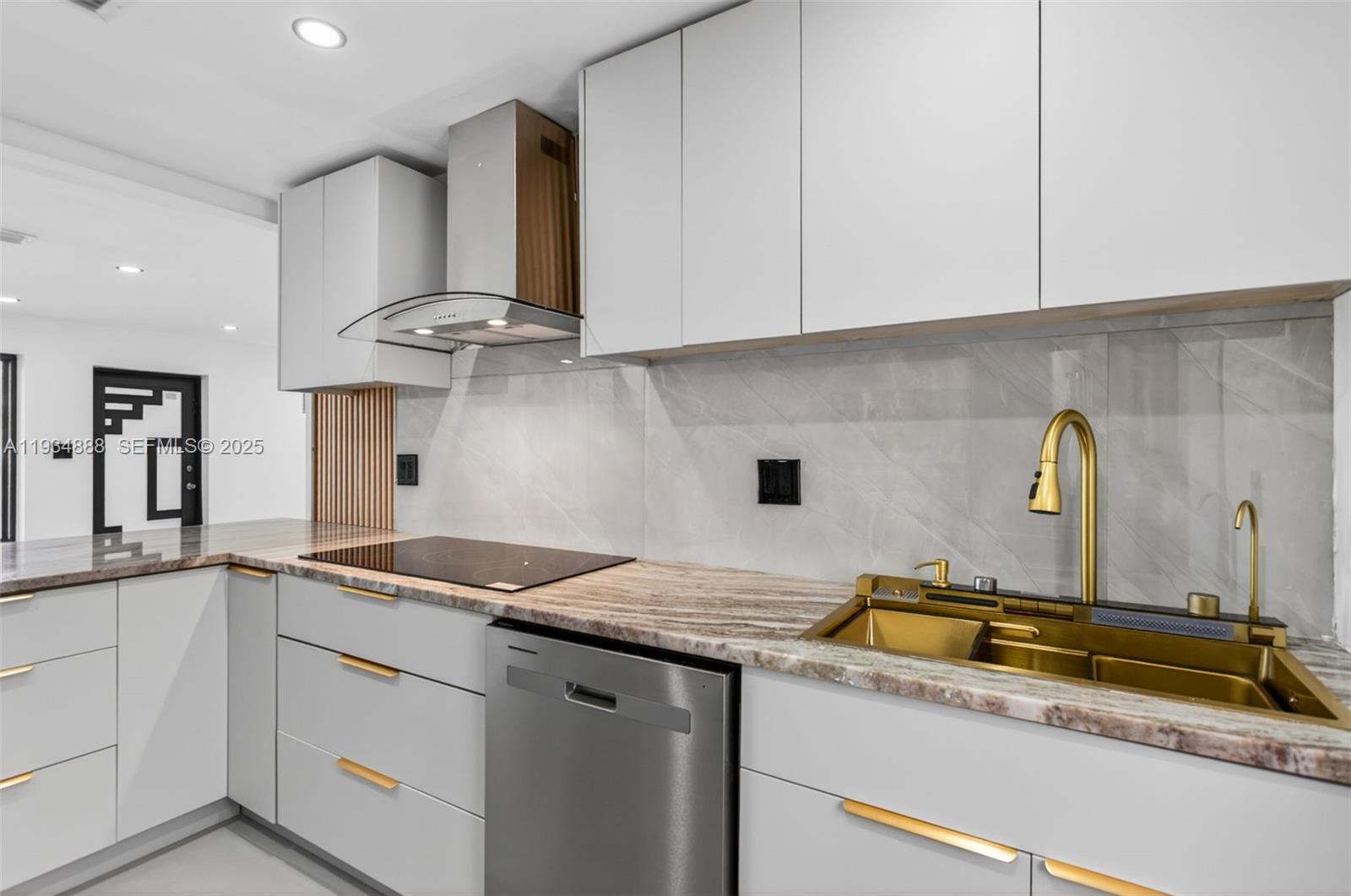 1488 NE 29th St Pompano Beach, FL 33064