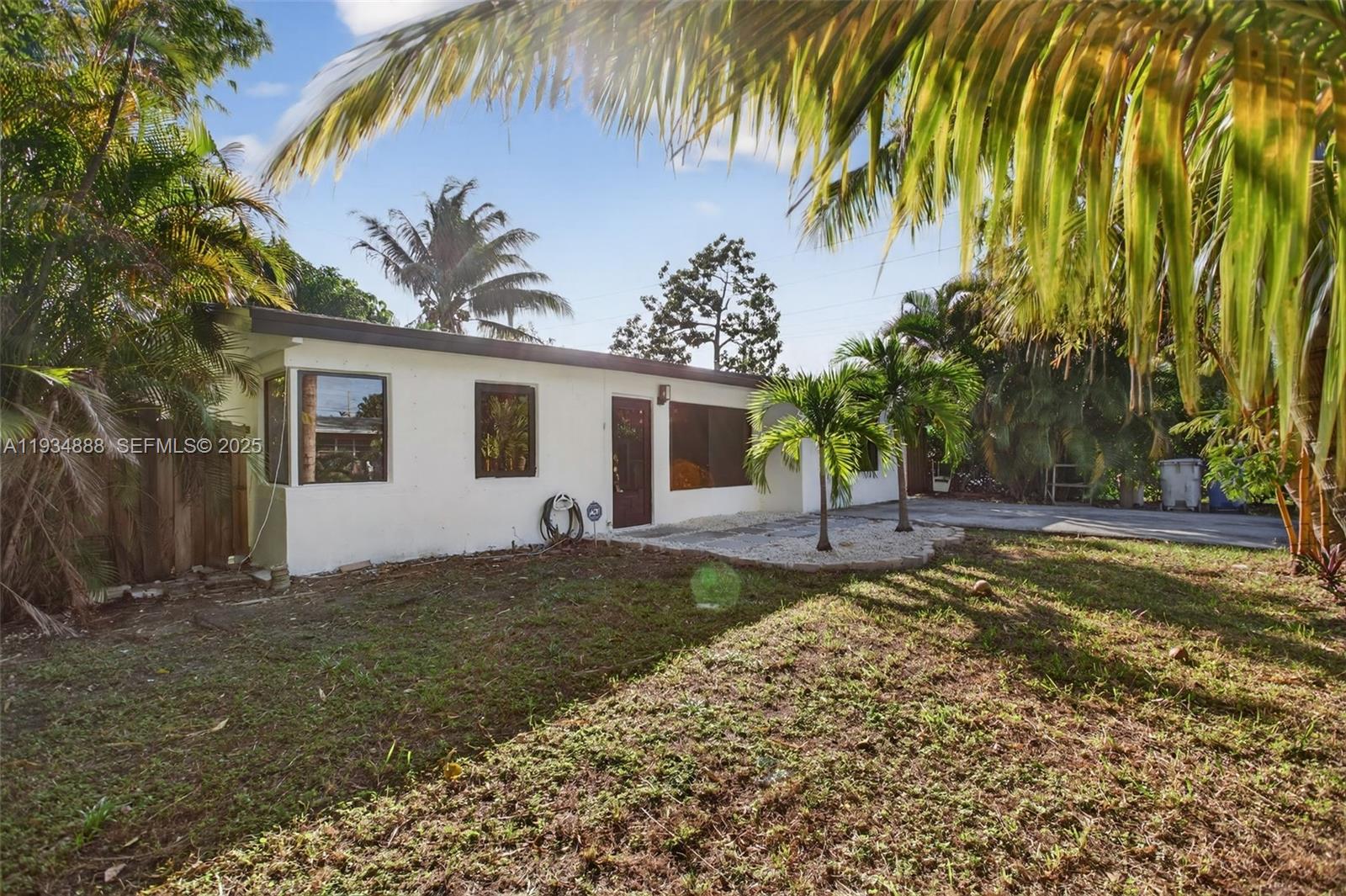 1488 NE 29th St Pompano Beach, FL 33064