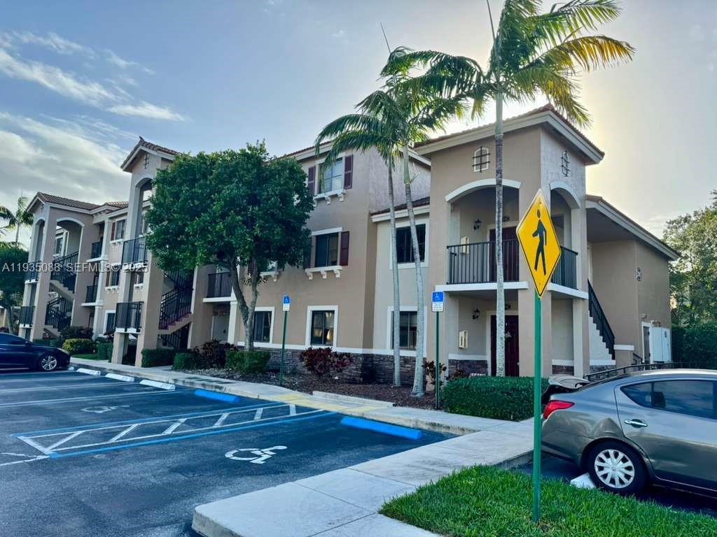 22931 SW 88th Pl #106 Cutler Bay, FL 33190