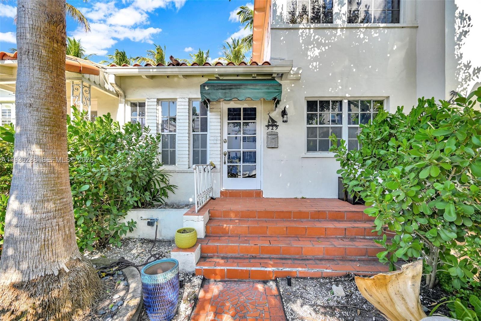 1605 Michigan Ave #929 Miami Beach, FL 33139