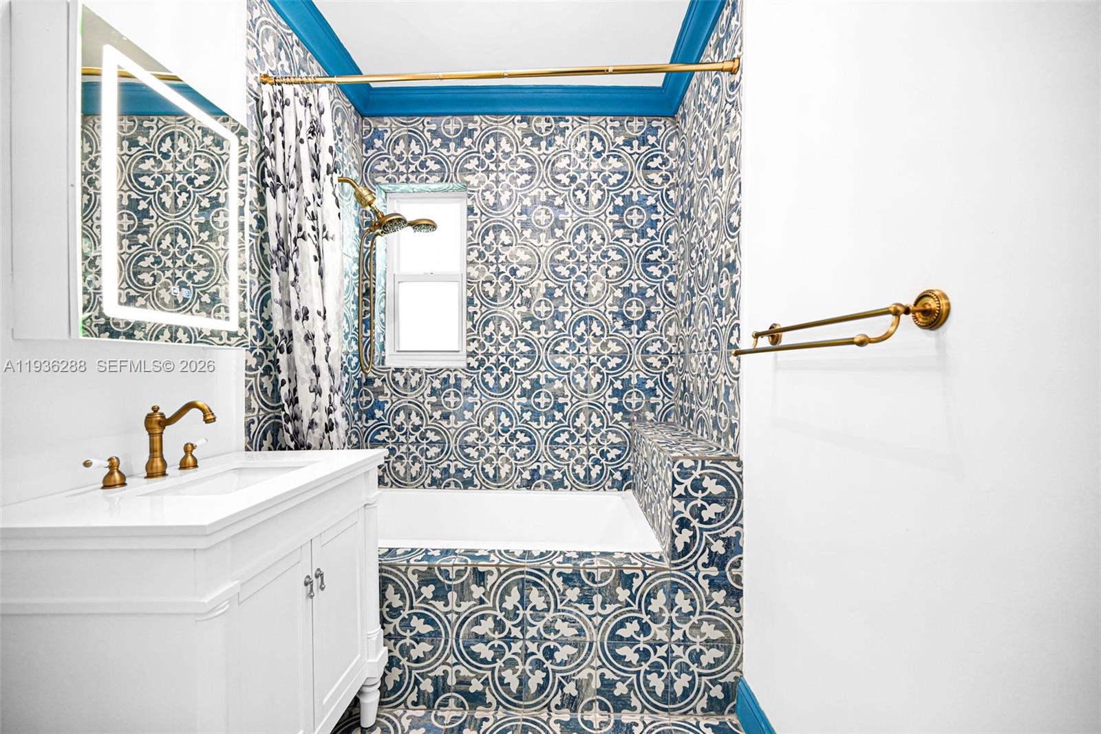 1605 Michigan Ave #929 Miami Beach, FL 33139