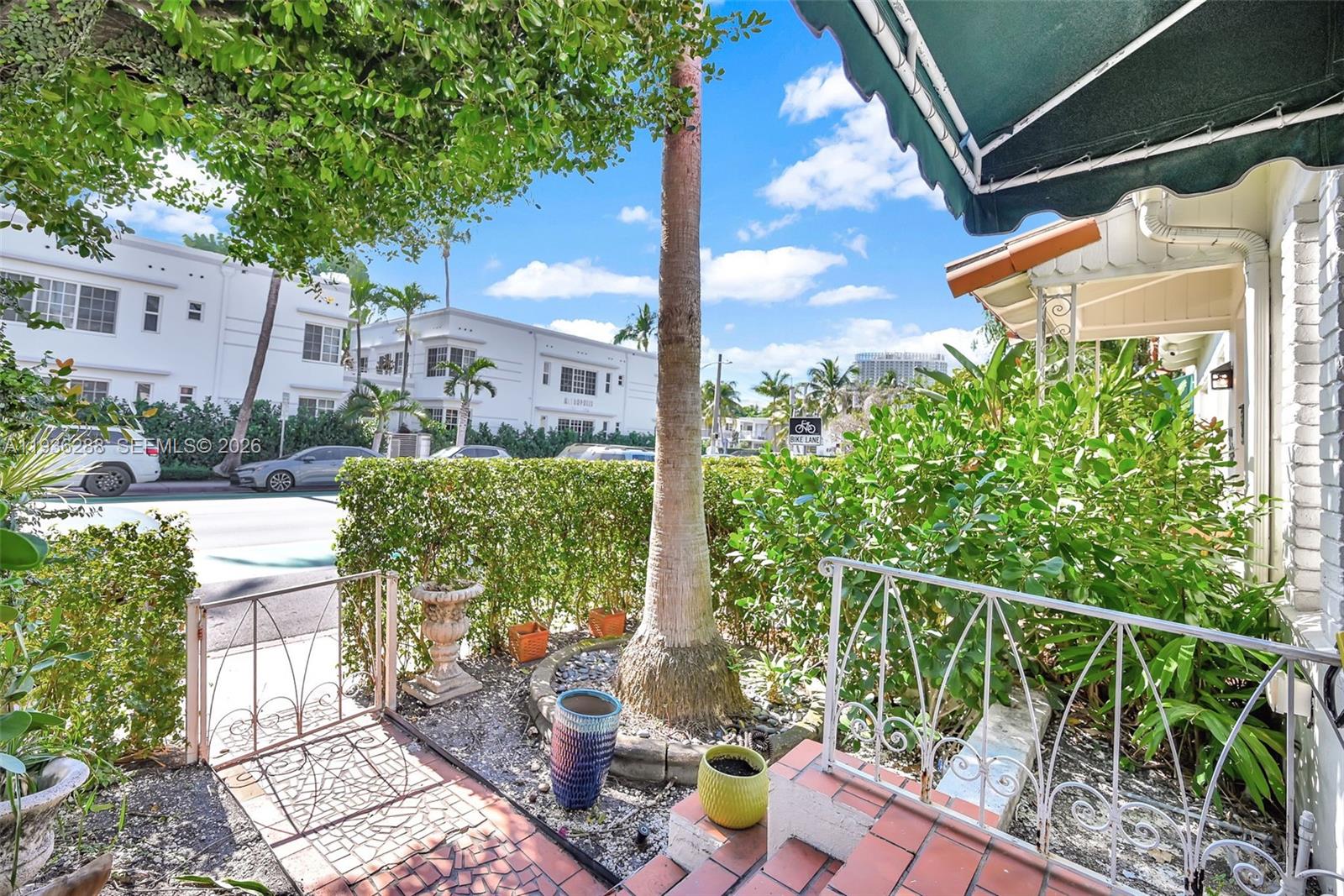 1605 Michigan Ave #929 Miami Beach, FL 33139