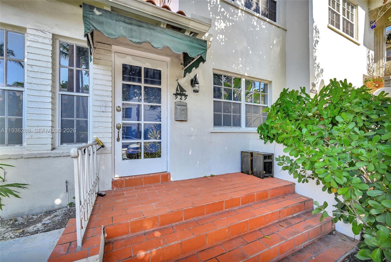 1605 Michigan Ave #929 Miami Beach, FL 33139