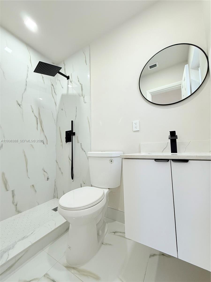 7821 NW 30th St Davie, FL 33024