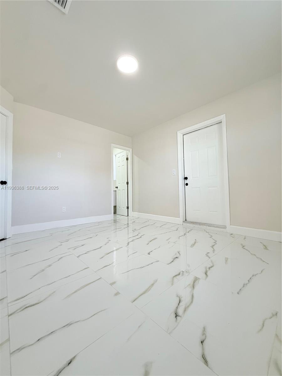 7821 NW 30th St Davie, FL 33024