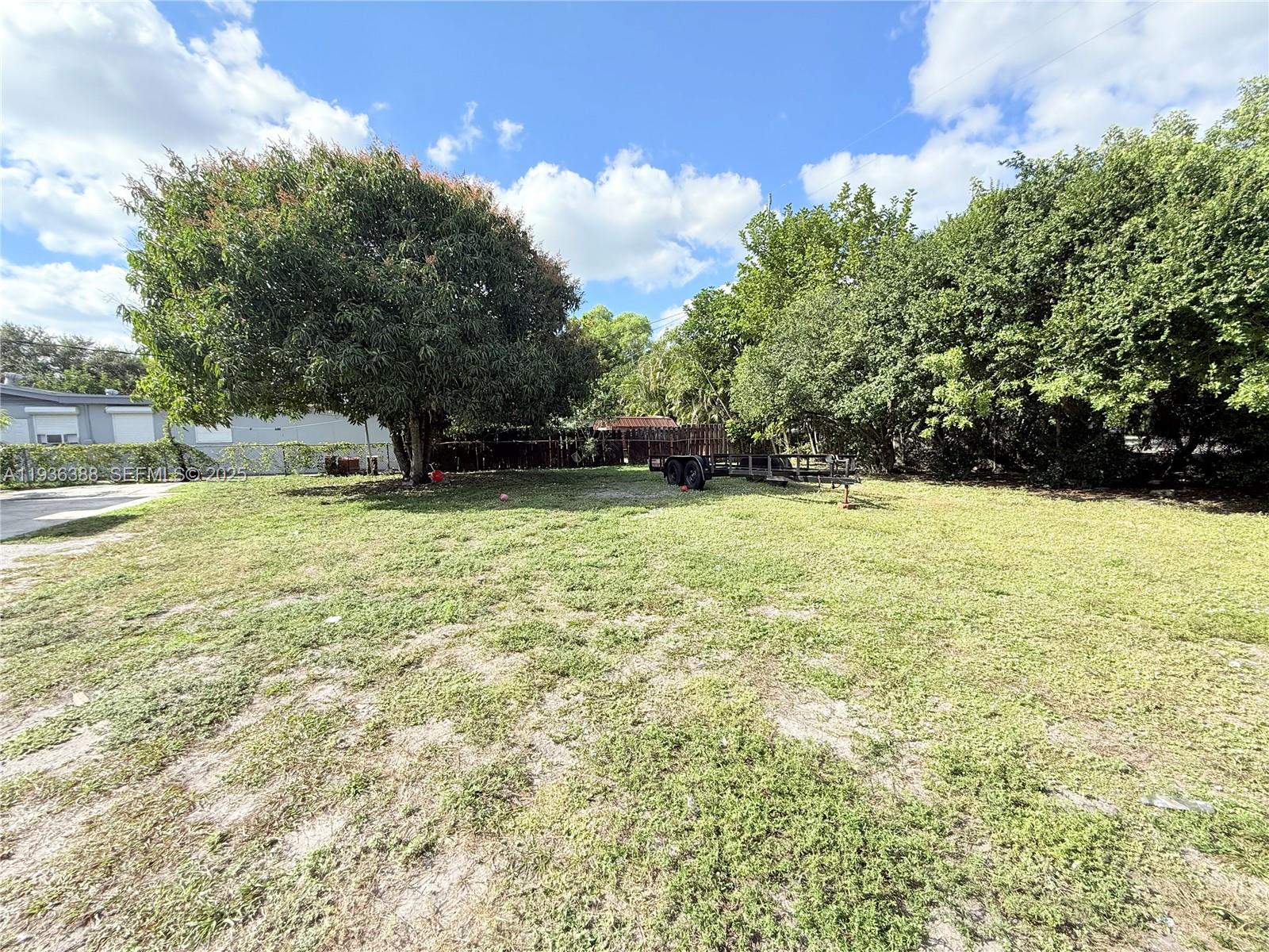 7821 NW 30th St Davie, FL 33024