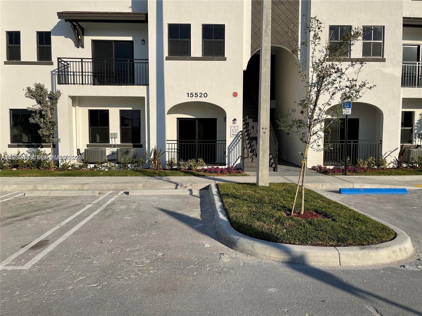 15520 SW 136th St #104