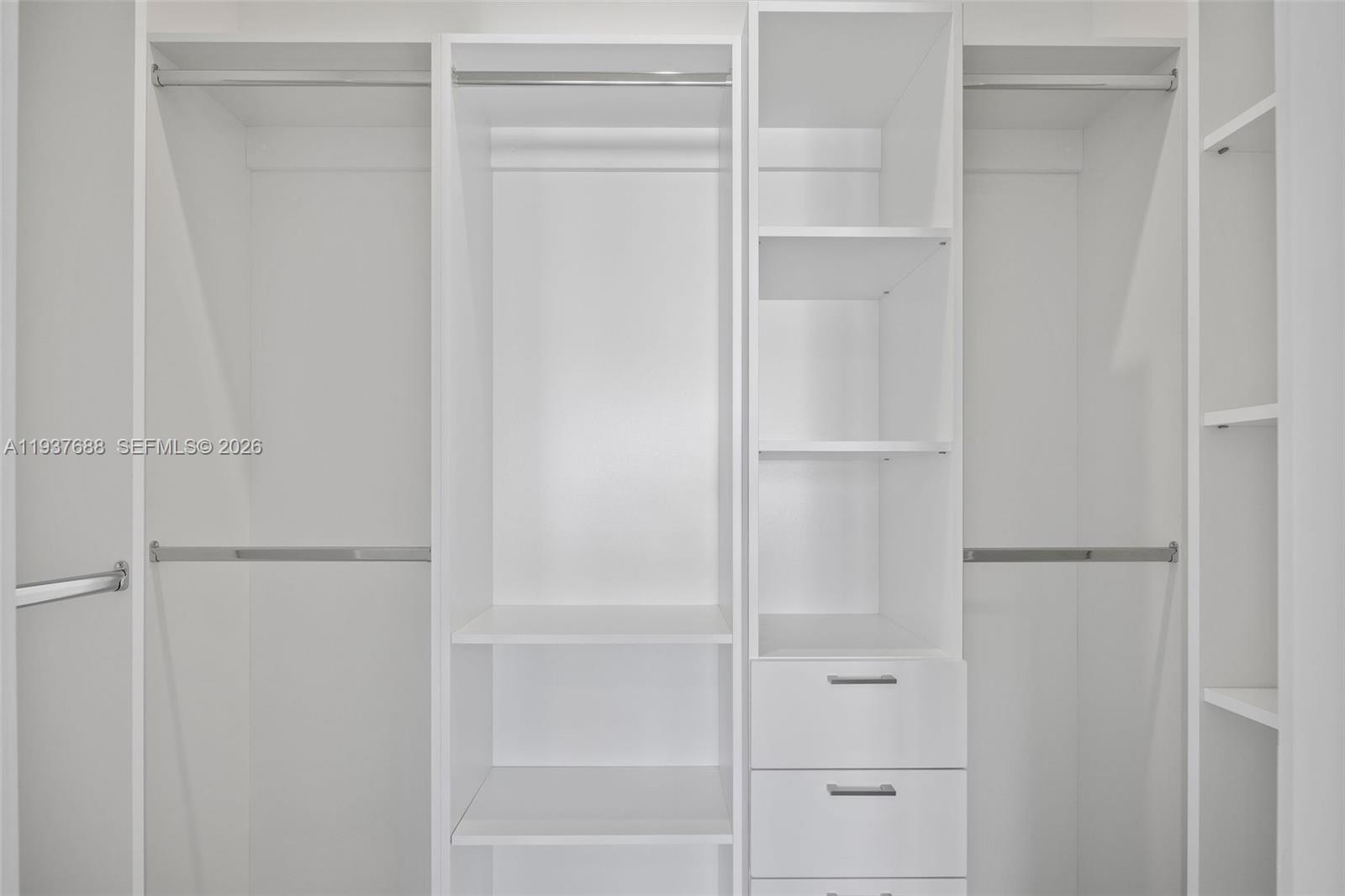 3063 Elizabeth St Miami, FL 33133