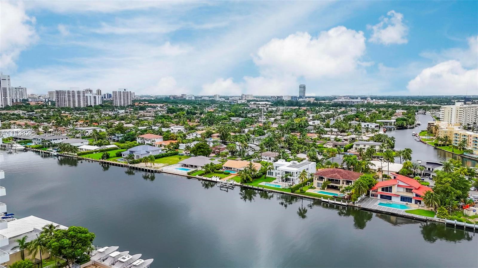 image Ocean Marine Yacht Club25