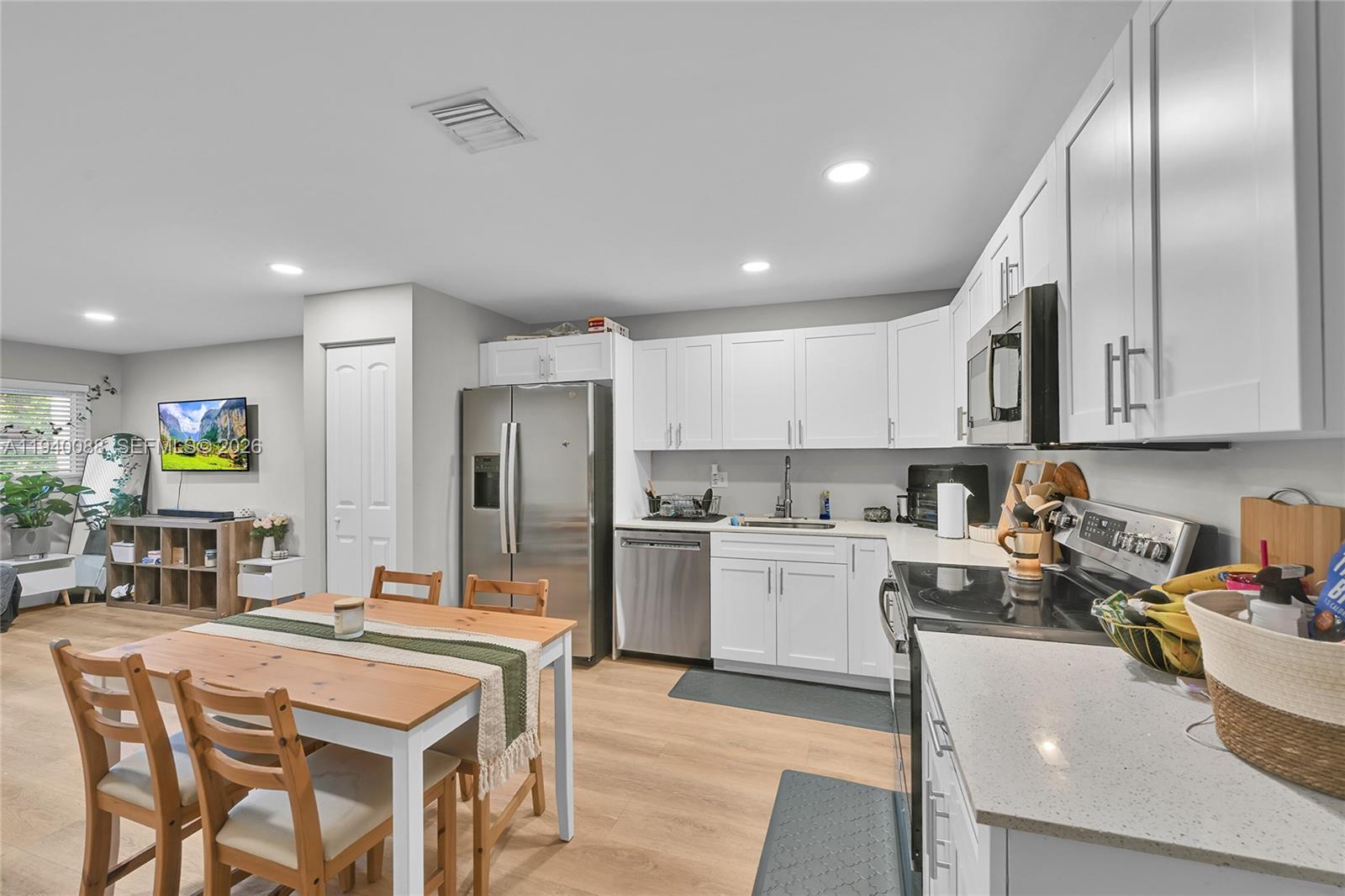 700 NW 18th St Fort Lauderdale, FL 33311