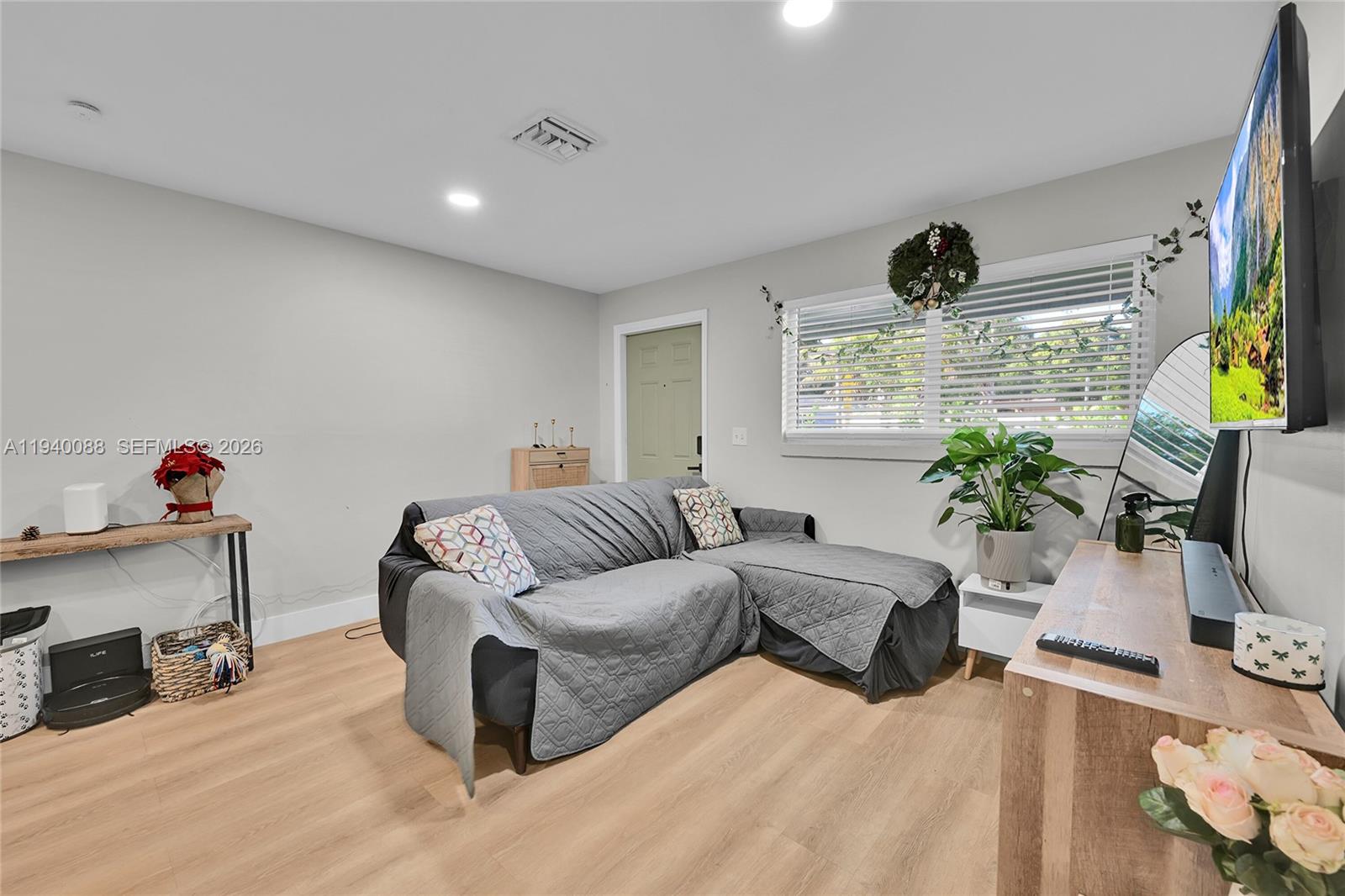 700 NW 18th St Fort Lauderdale, FL 33311