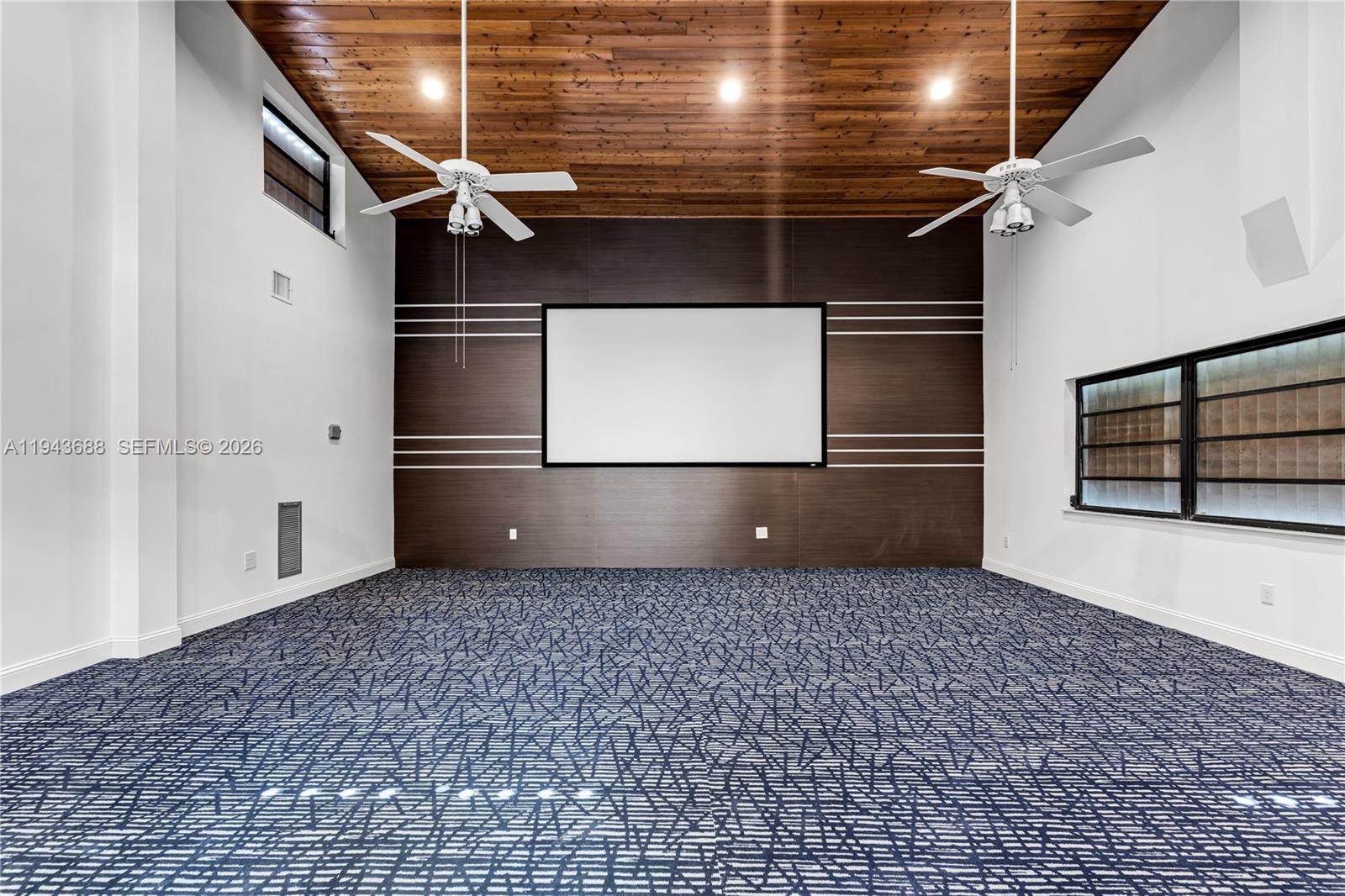 12525 SW 68th Ct Pinecrest, FL 33156