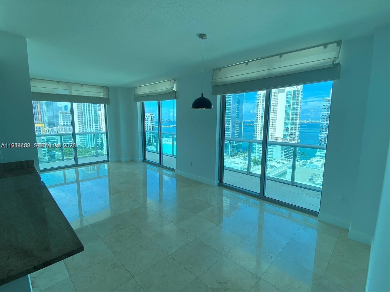 image Gallery Art Condos14