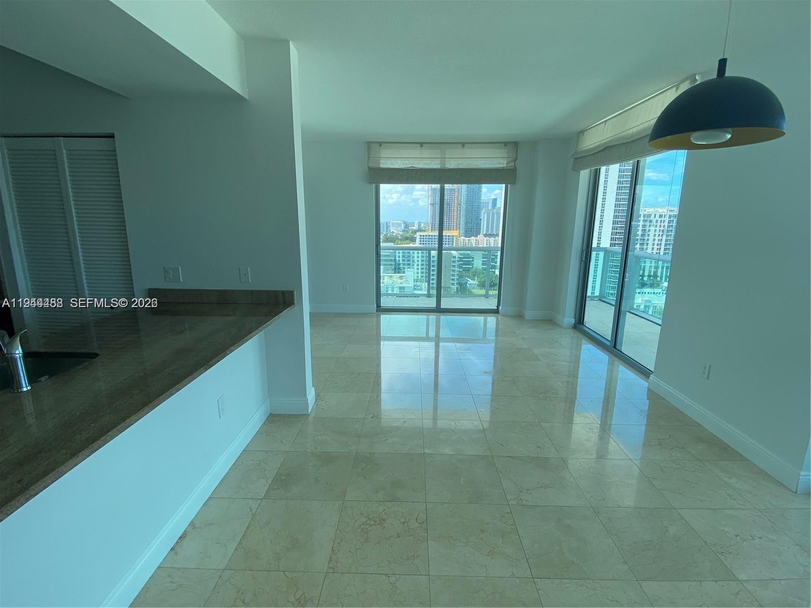 image Gallery Art Condos15