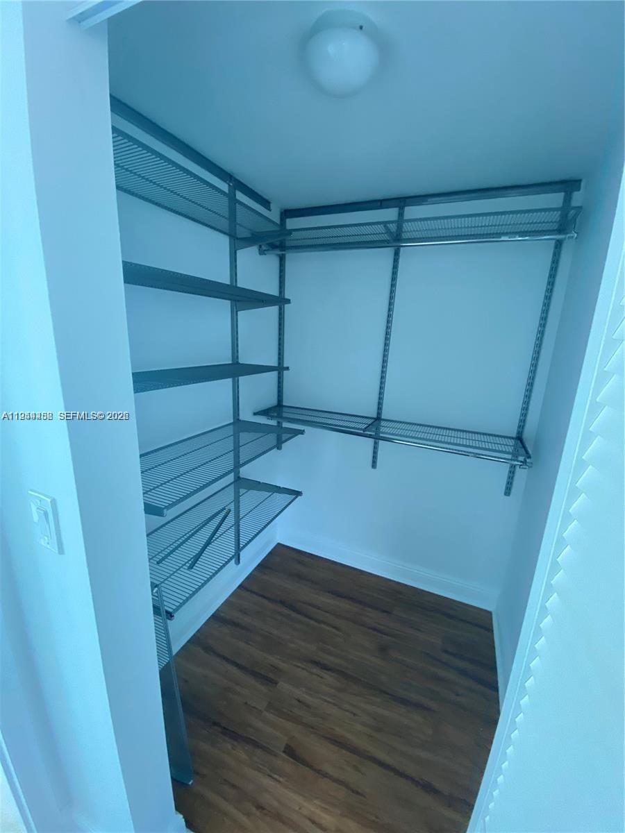 image Gallery Art Condos19