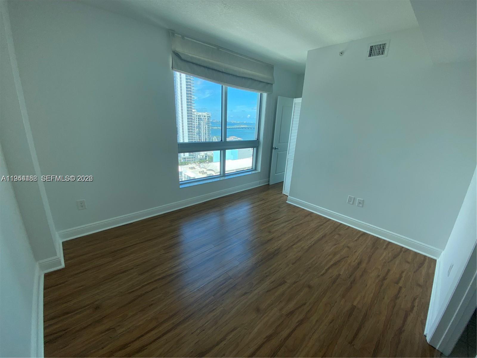 image Gallery Art Condos22