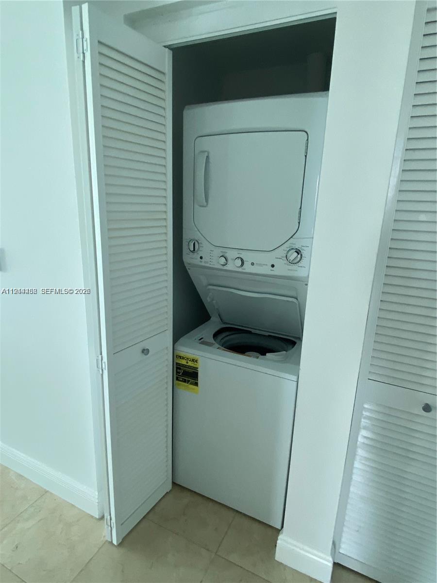 image Gallery Art Condos23