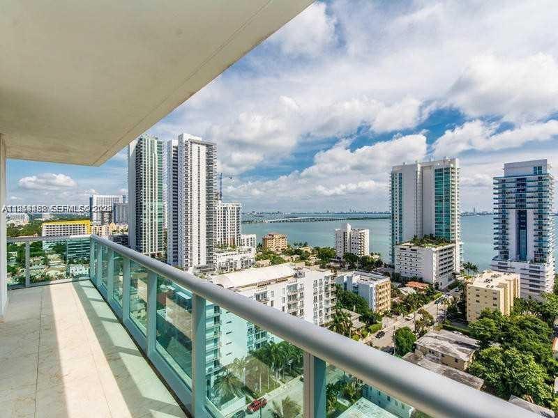 image Gallery Art Condos3