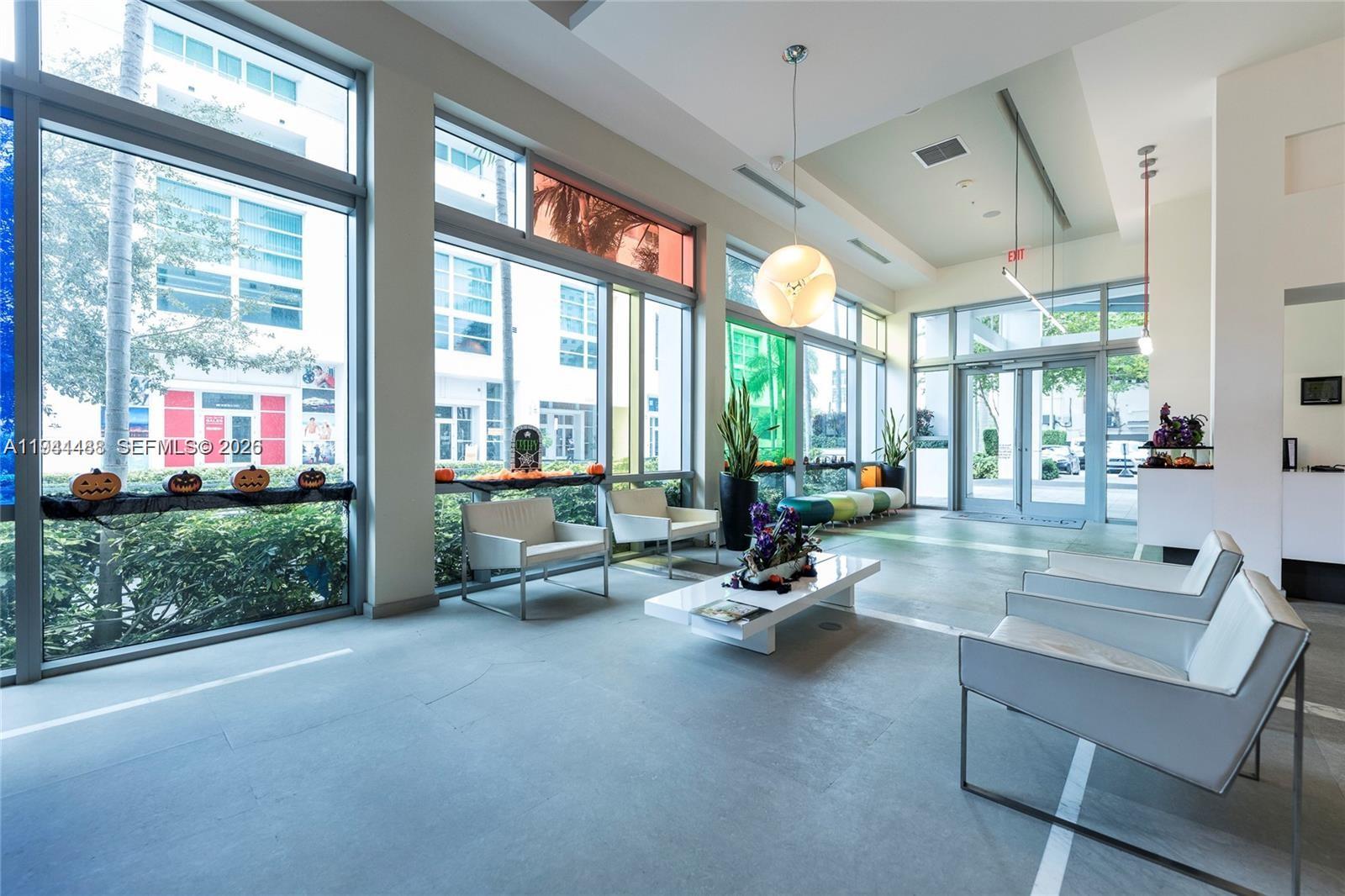 image Gallery Art Condos7