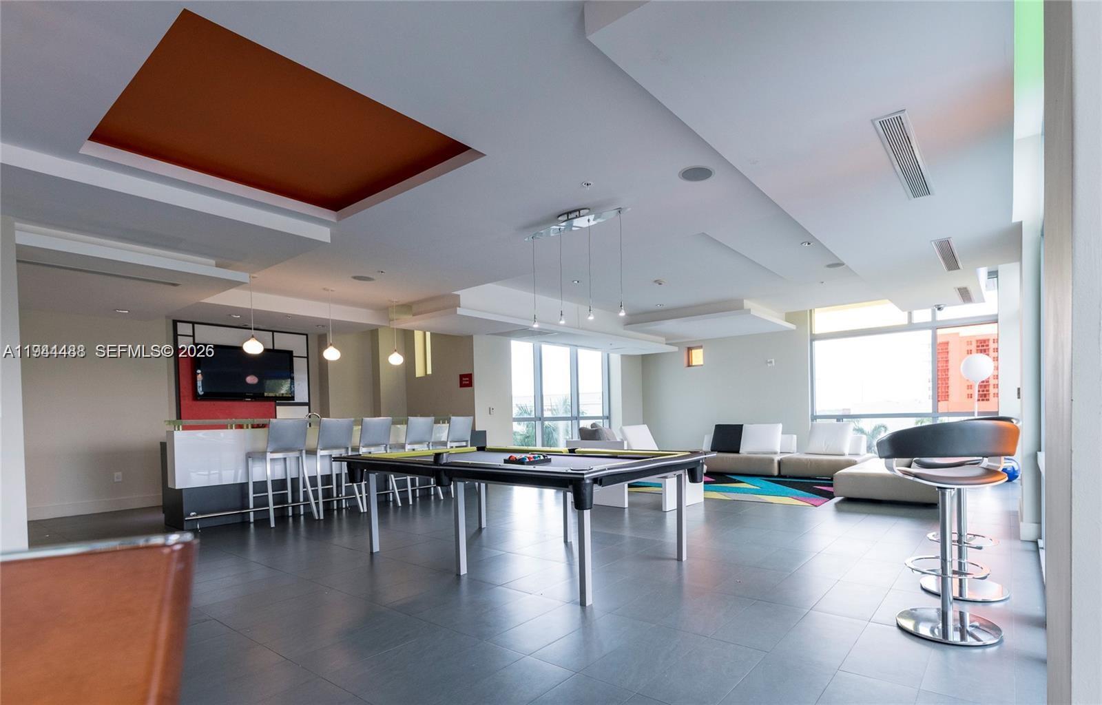 image Gallery Art Condos8