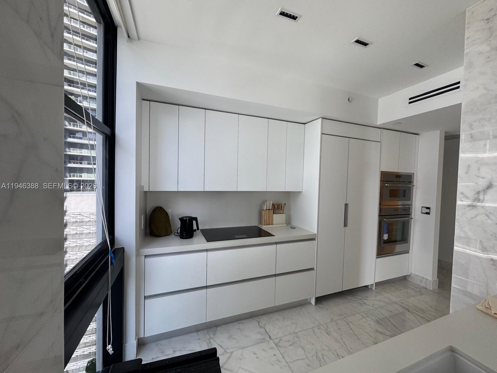 1010 Brickell Ave #1905