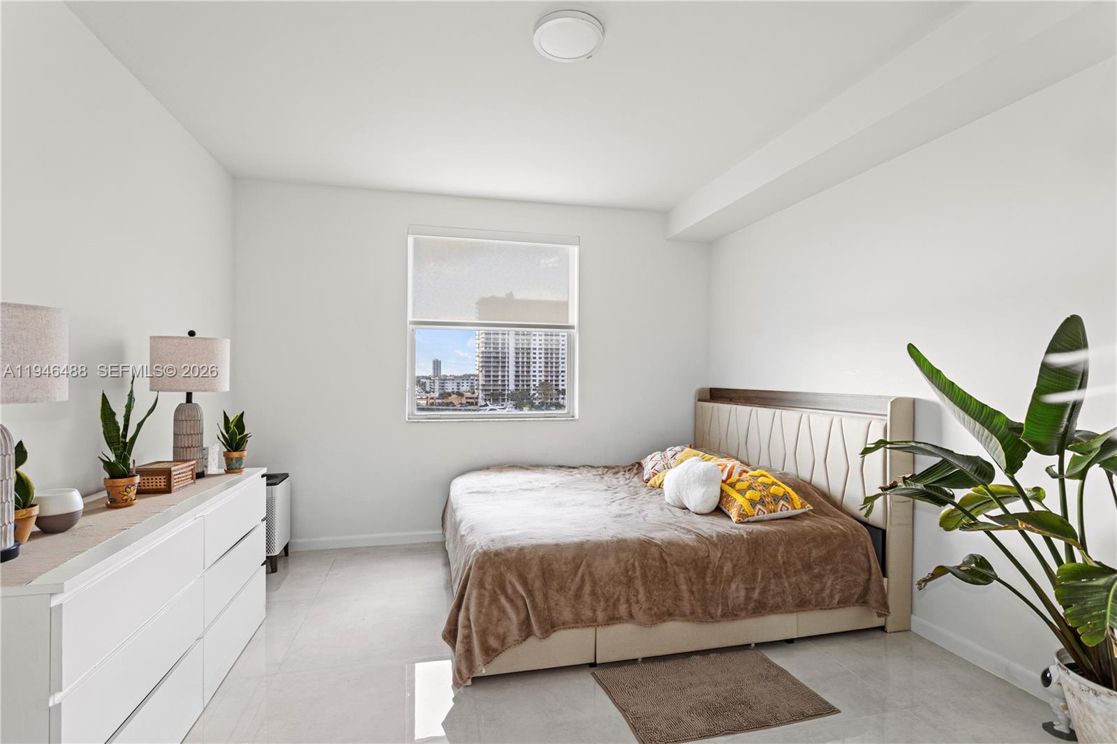 image Porto Bellagio Condo6