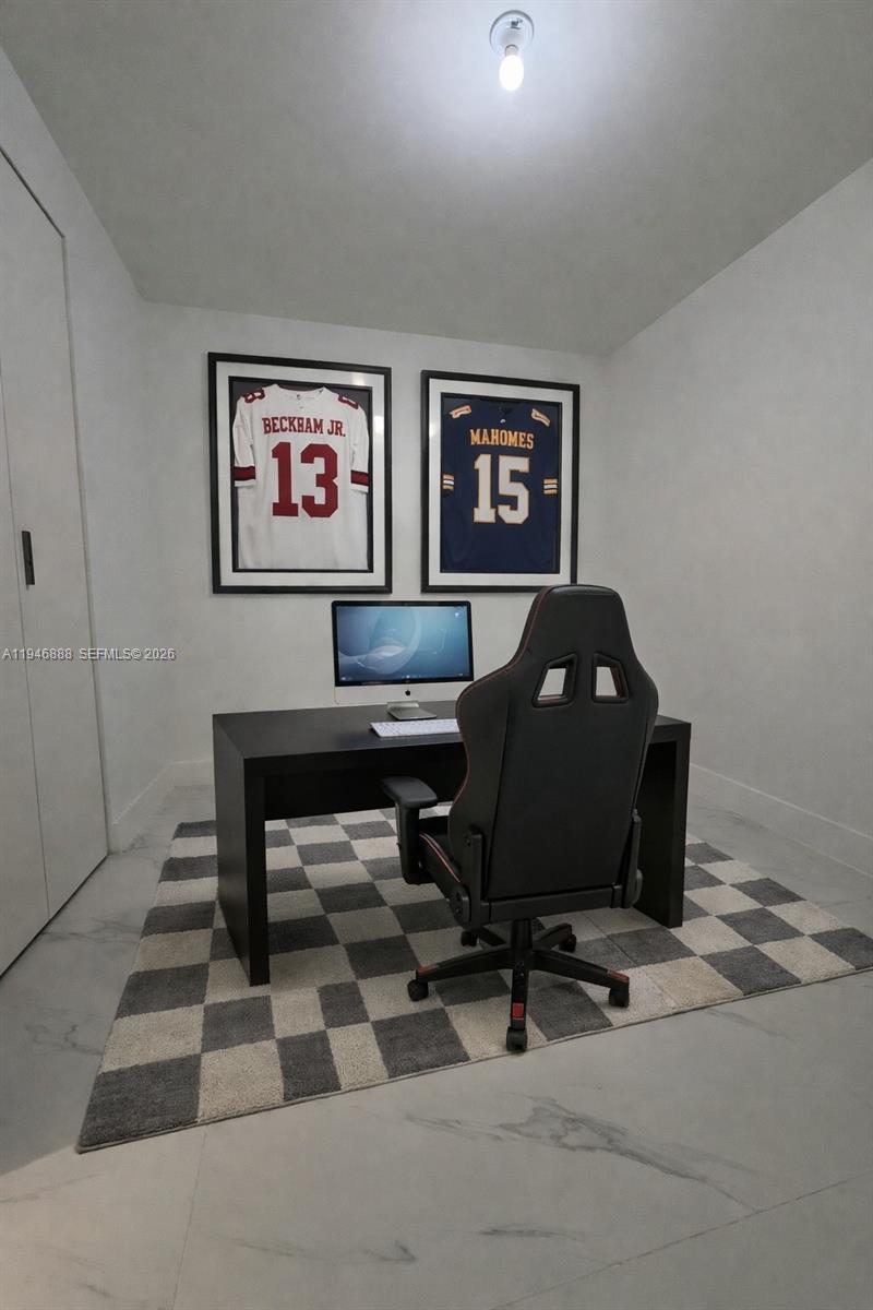 700 NE 24th #3105 Miami, FL 33137