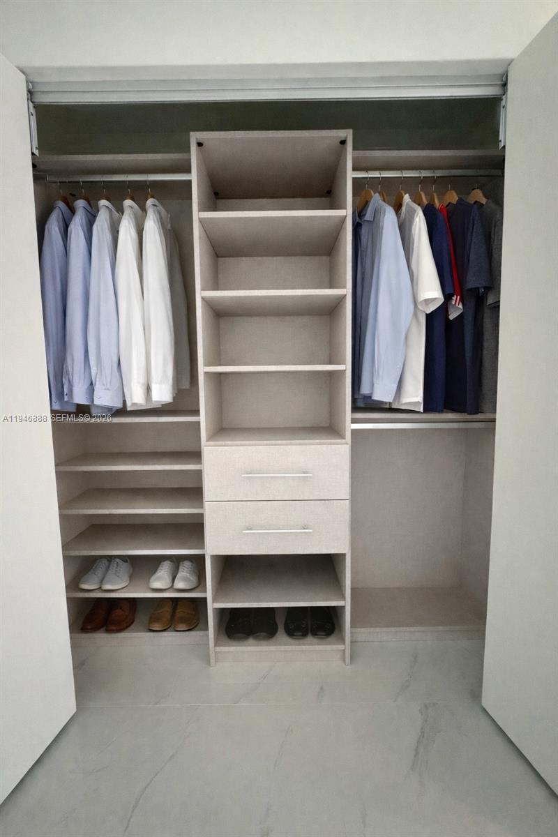 700 NE 24th #3105 Miami, FL 33137