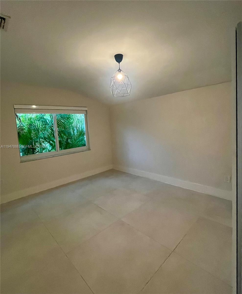 337 SW 23rd Rd Miami, FL 33129