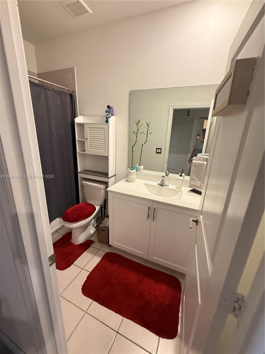 21436 NE 2nd Ct Miami, FL 33179