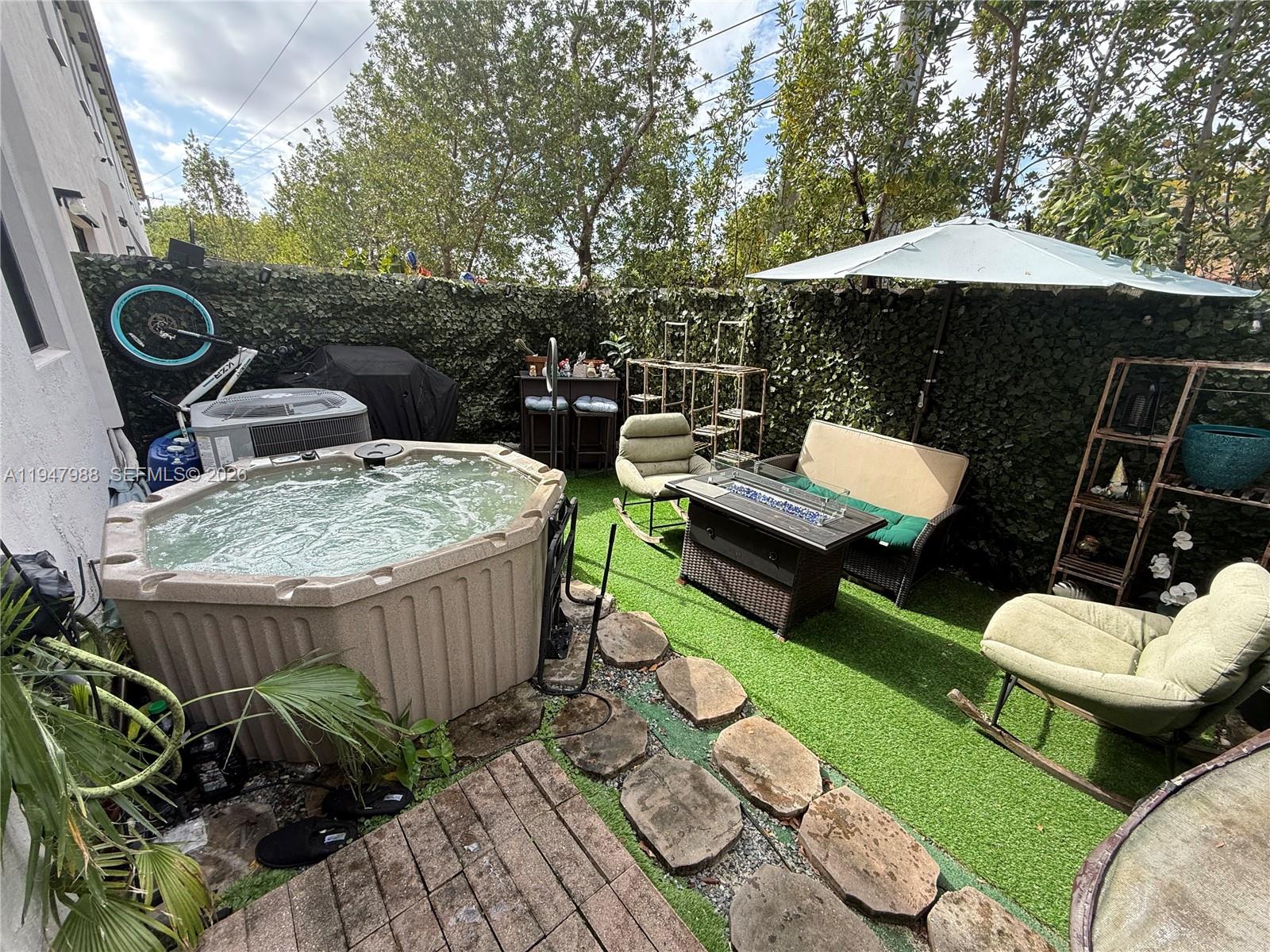 21436 NE 2nd Ct Miami, FL 33179