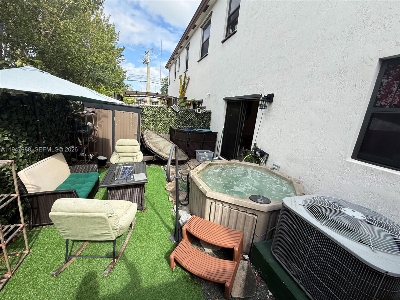 21436 NE 2nd Ct Miami, FL 33179