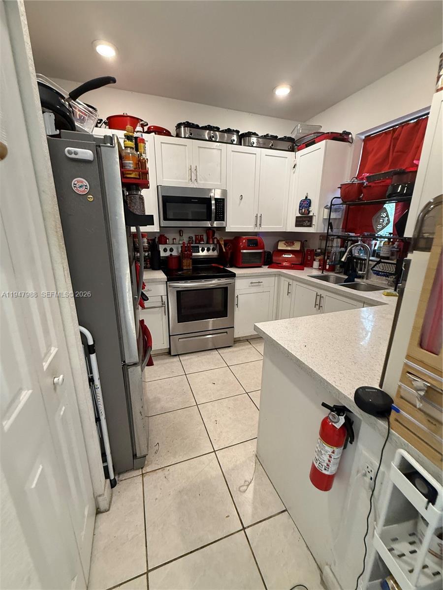 21436 NE 2nd Ct Miami, FL 33179