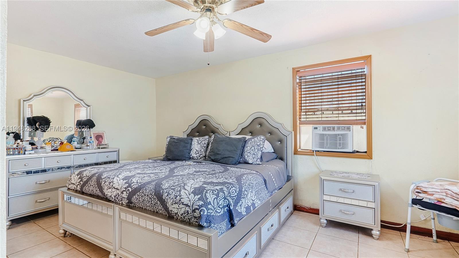 14421 Harrison St Miami, FL 33176